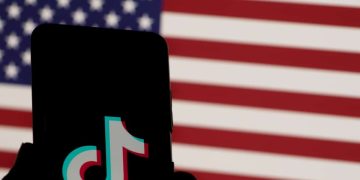 Projeto de lei dos EUA traz mais um passo para restringir ou banir o TikTok